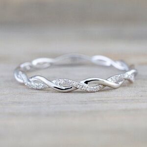 Elegant Silver Diamond Twist Silver tone Ring Size 8